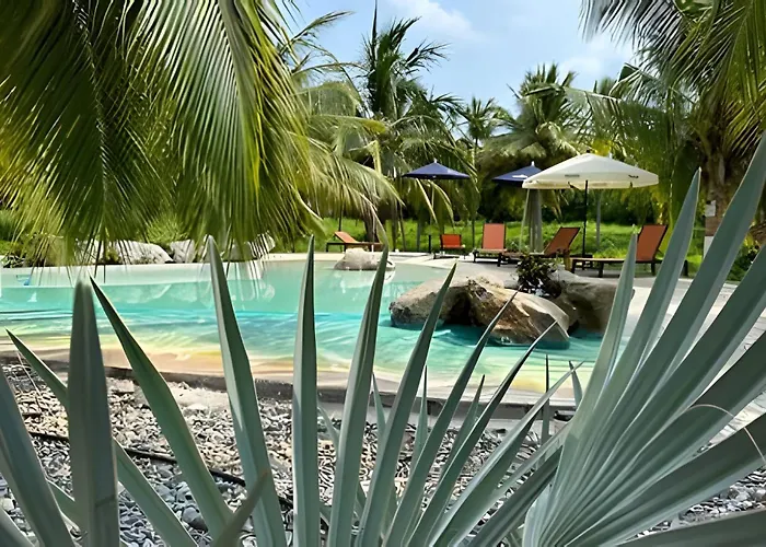 Casa Palmas Playa La Saladita Resort