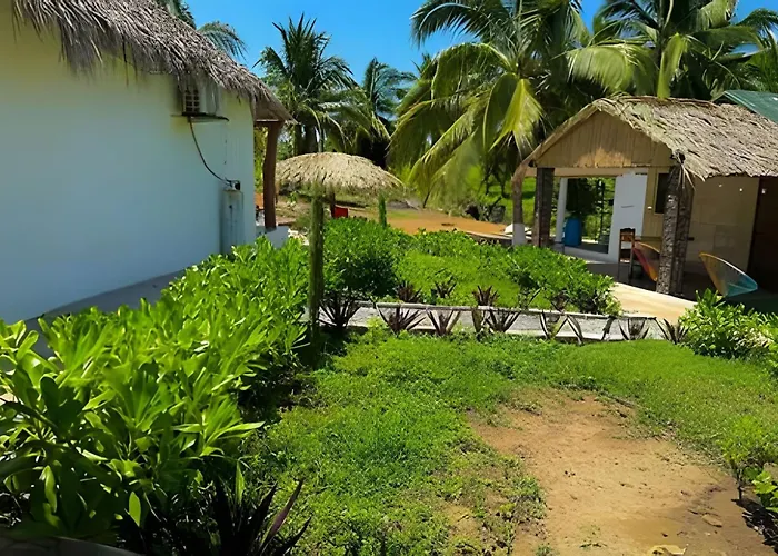 Casa Palmas Playa La Saladita * Zihuatanejo