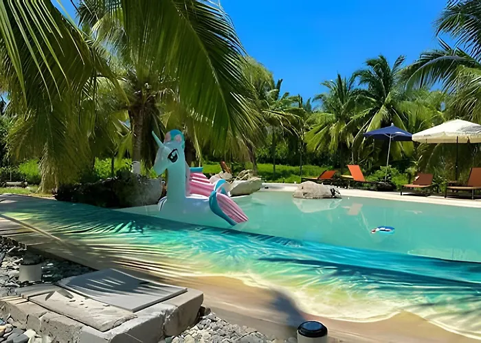 Casa Palmas Playa La Saladita