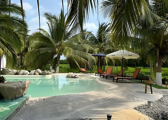 Casa Palmas Playa La Saladita Resort *